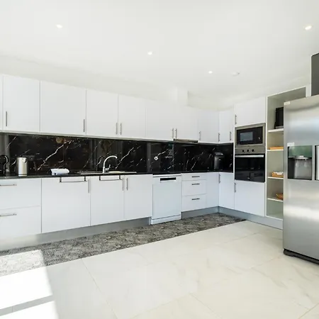 Kambole Villa Albufeira